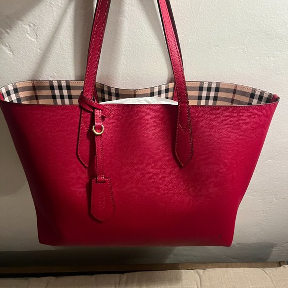 Burberry Leather Tote (Reversible) - Picture 1 of 15